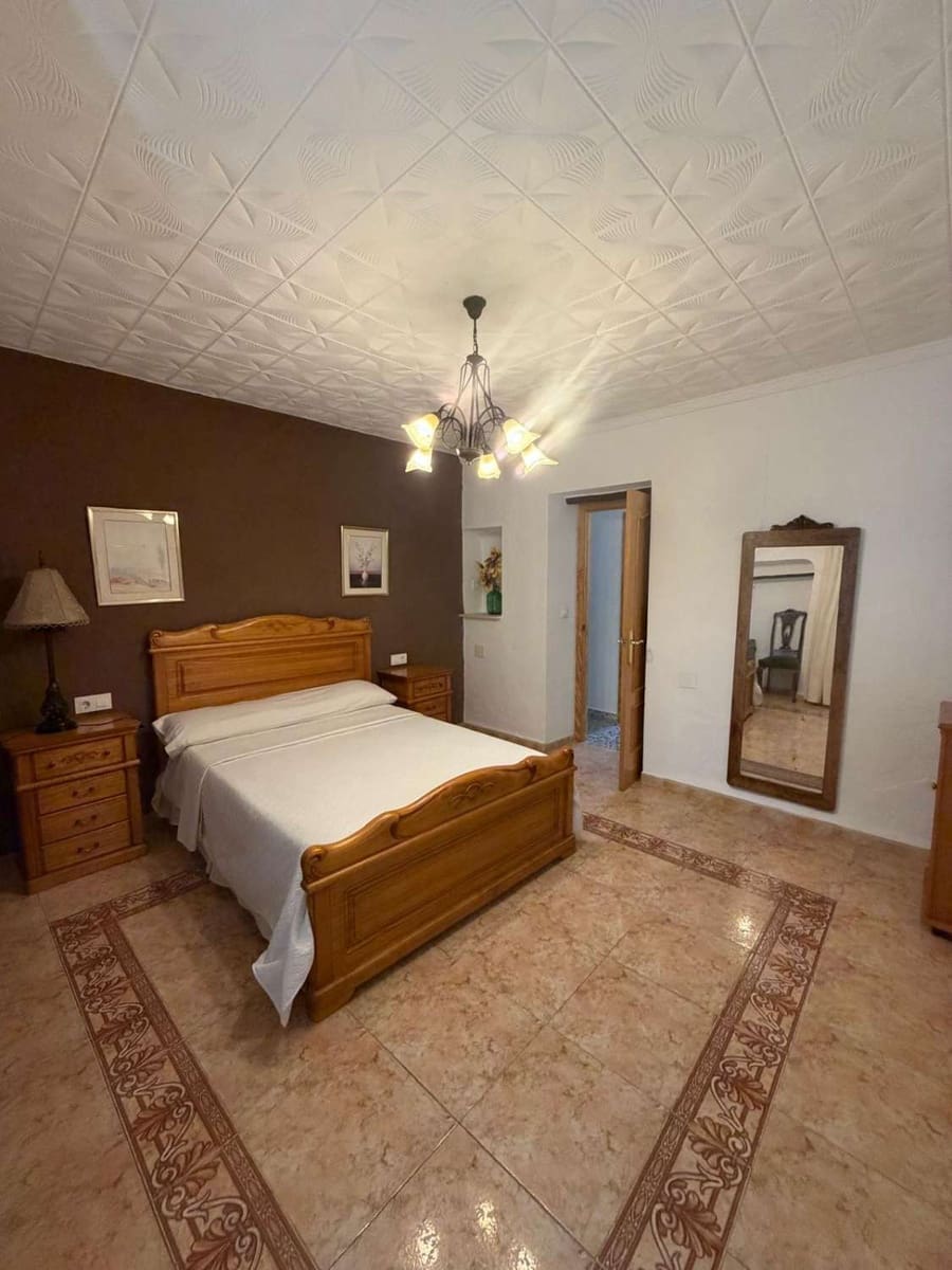 7 sovrum Hus till salu i Velez-Rubio med pool - 275 000 € (Ref: 10072415)