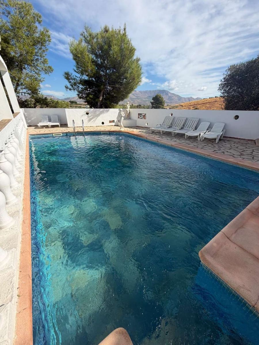 7 sovrum Hus till salu i Velez-Rubio med pool - 275 000 € (Ref: 10072415)