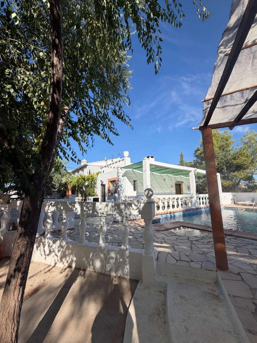 7 sovrum Hus till salu i Velez-Rubio med pool - 275 000 € (Ref: 10072415)