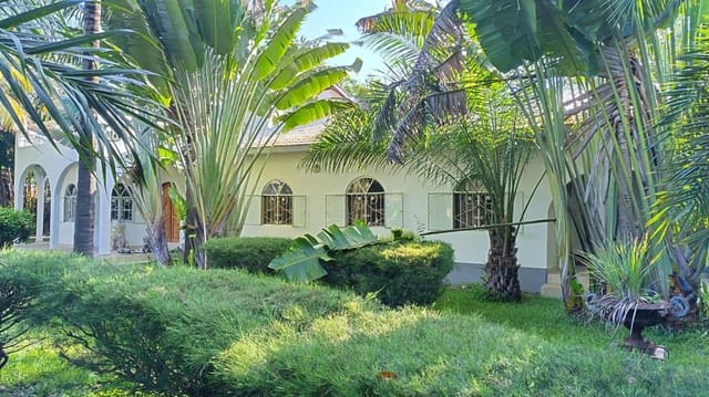 4 slaapkamer Villa te koop in Vélez-Blanco met zwembad - € 395.000 (Ref: 10072419)