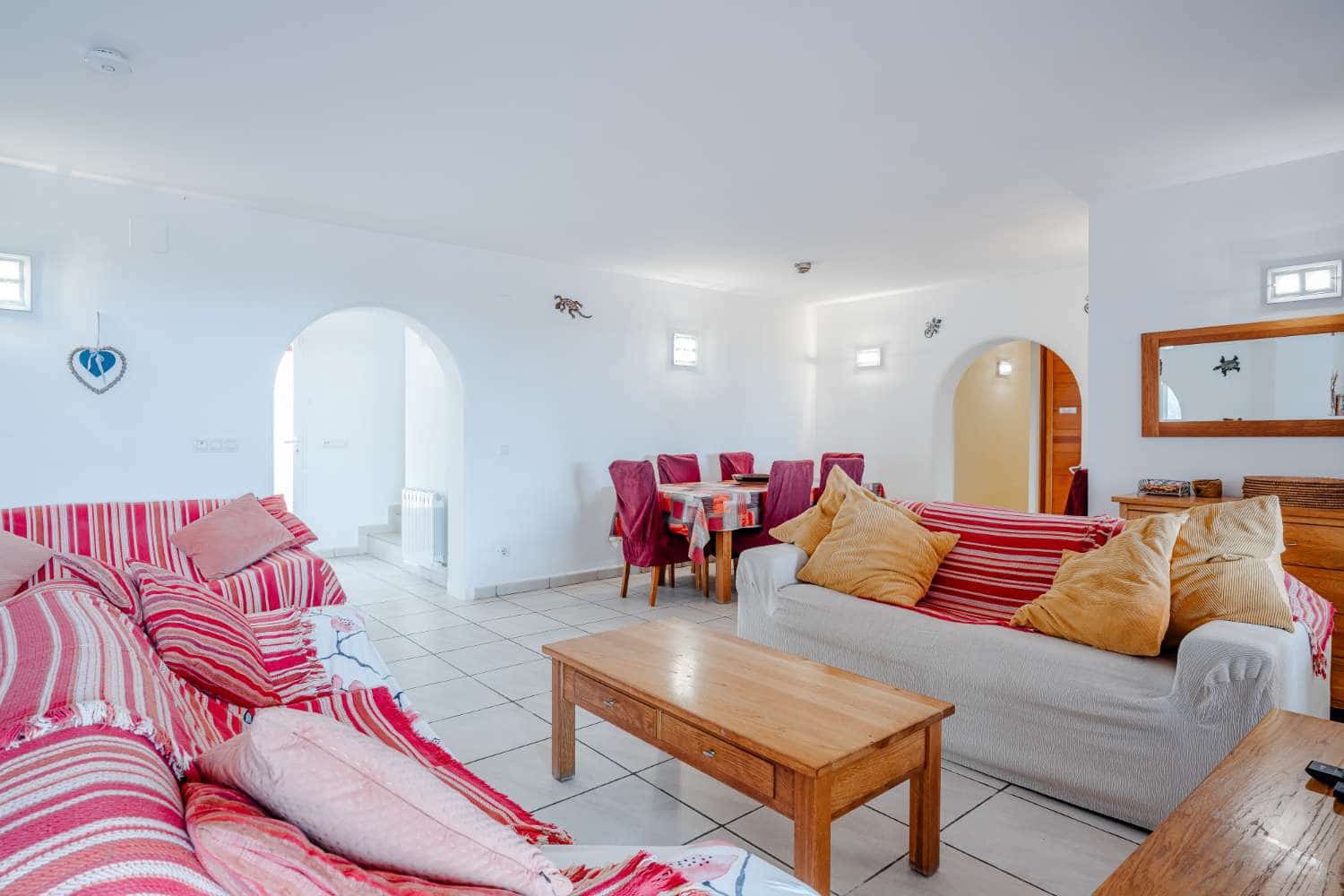 6 slaapkamer Villa te koop in Moraira met zwembad garage - € 799.000 (Ref: 10118801)