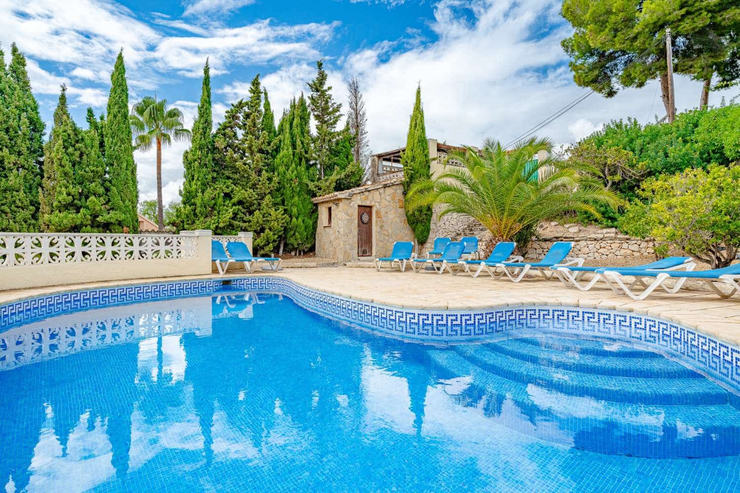 6 slaapkamer Villa te koop in Moraira met zwembad garage - € 799.000 (Ref: 10118801)