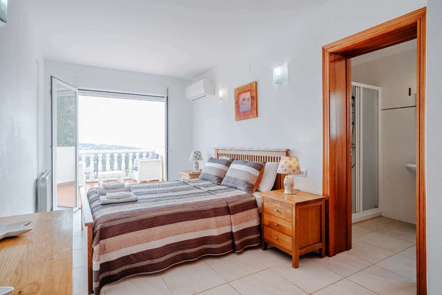 6 slaapkamer Villa te koop in Moraira met zwembad garage - € 799.000 (Ref: 10118801)