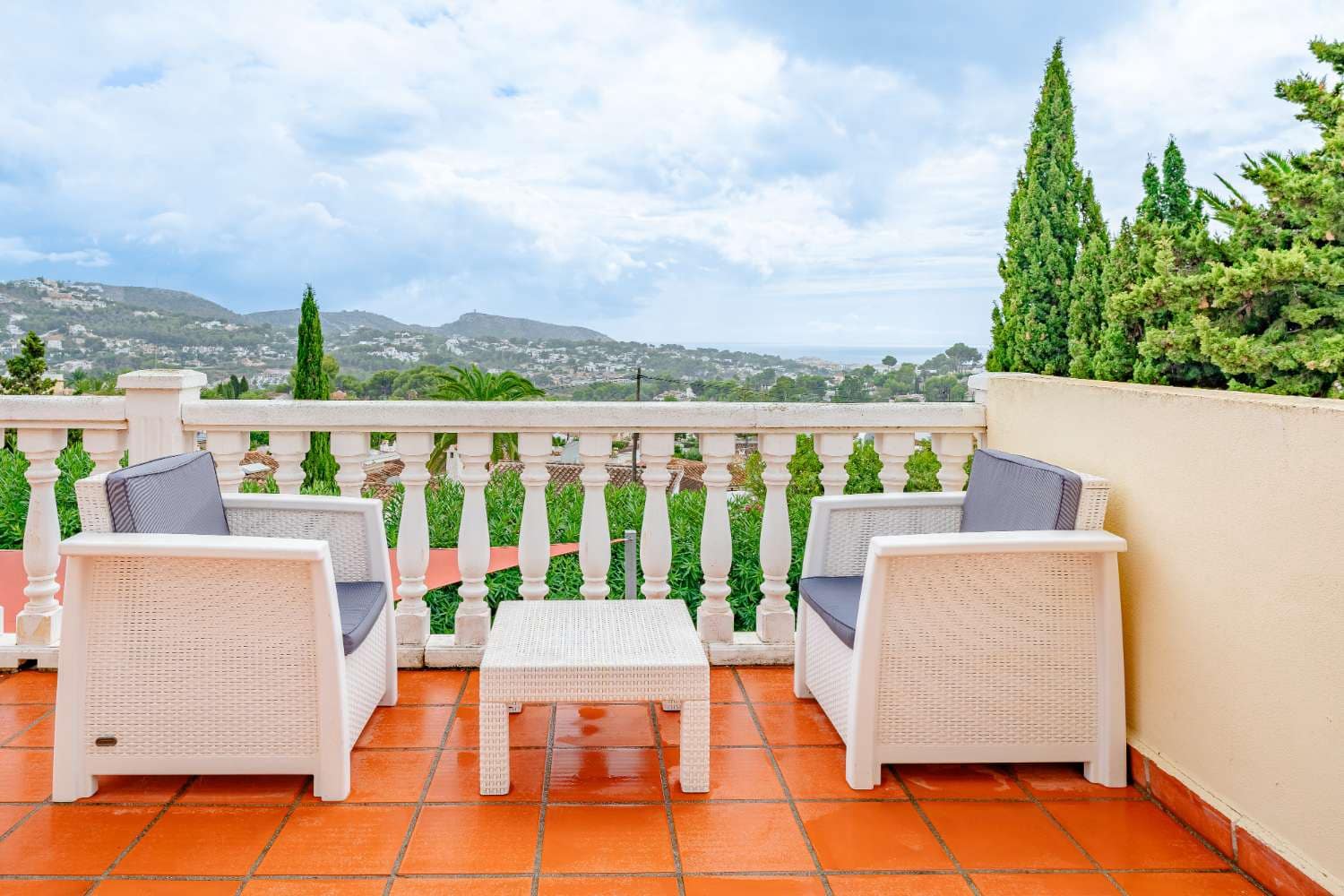 6 slaapkamer Villa te koop in Moraira met zwembad garage - € 799.000 (Ref: 10118801)