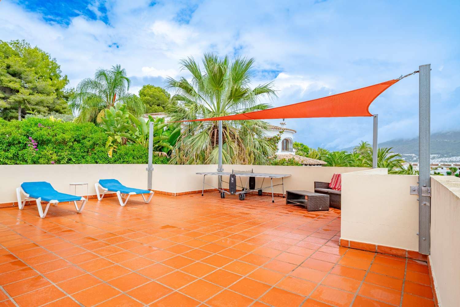 6 slaapkamer Villa te koop in Moraira met zwembad garage - € 799.000 (Ref: 10118801)