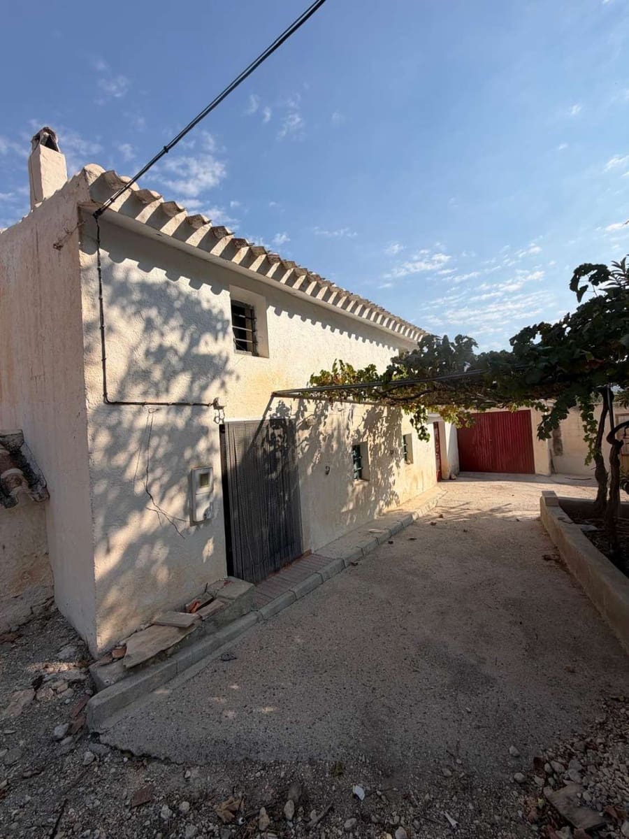 3 bedroom Townhouse for sale in Velez-Blanco with garage - € 155,000 (Ref: 10118802)