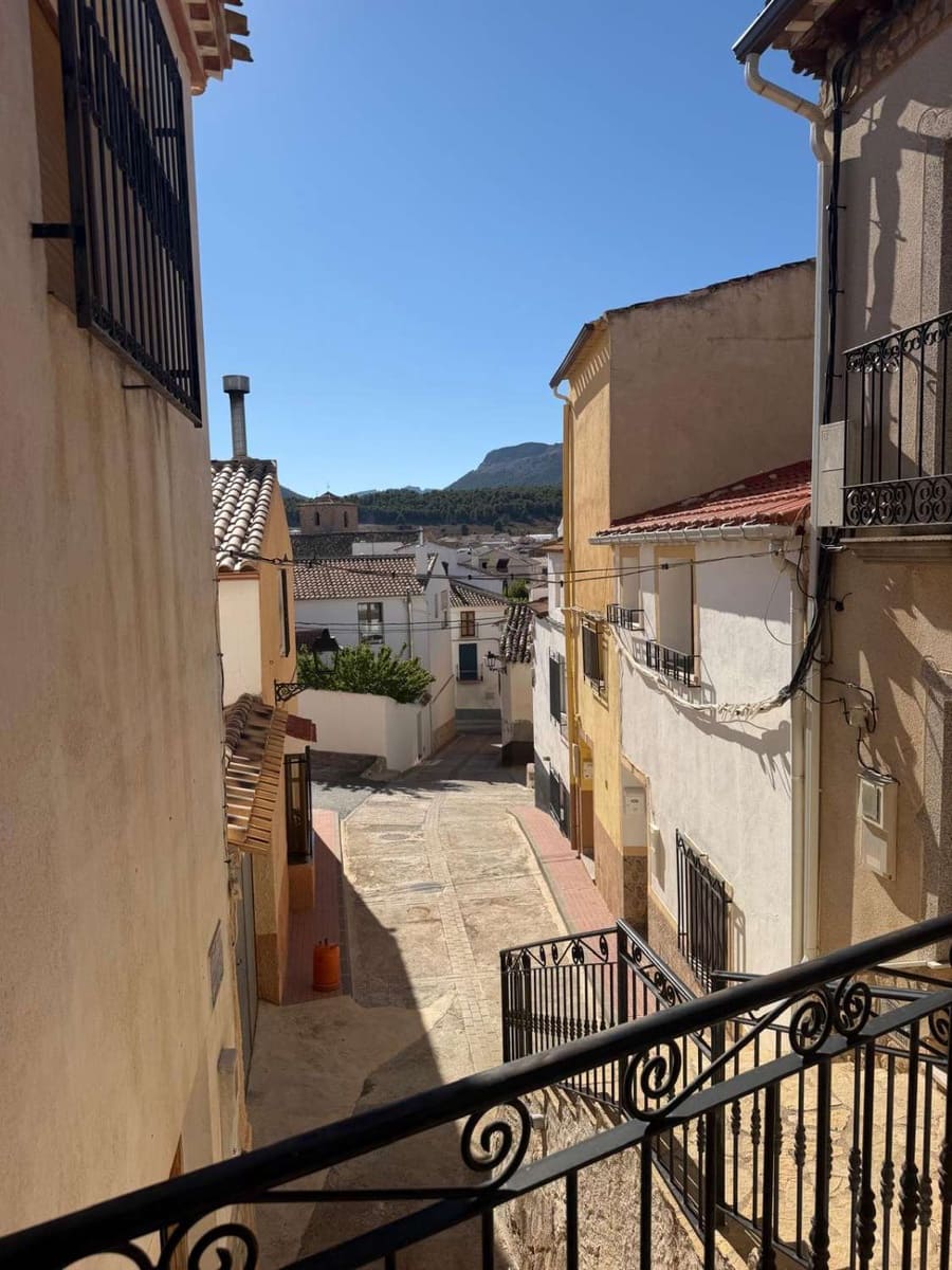 4 bedroom Townhouse for sale in Maria with garage - € 104,995 (Ref: 10118804)