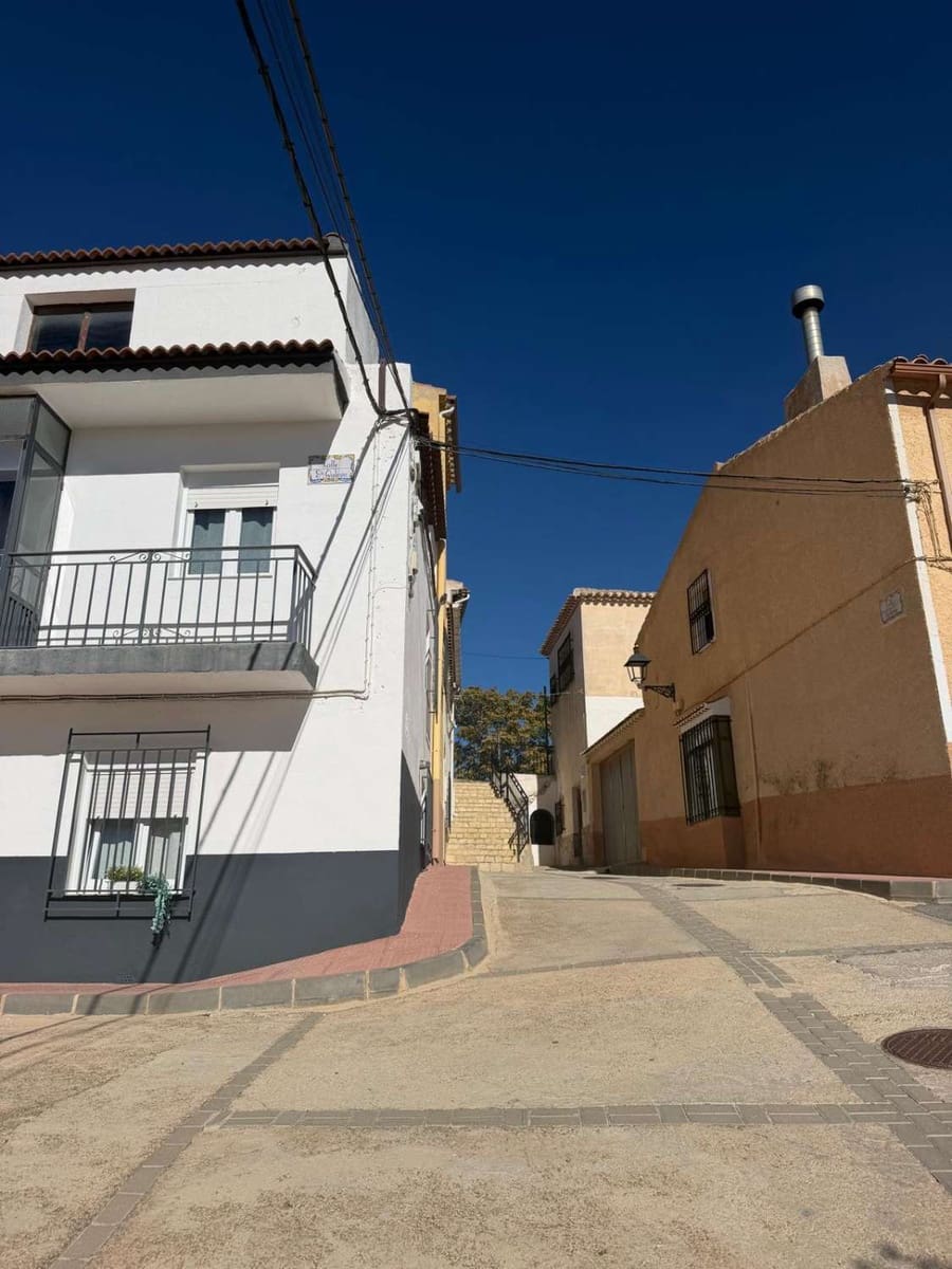 4 bedroom Townhouse for sale in Maria with garage - € 104,995 (Ref: 10118804)