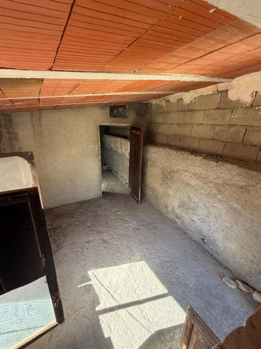 2 makuuhuone Omakotitalo myytävänä paikassa Velez-Blanco - 25 000 € (Ref: 10118805)