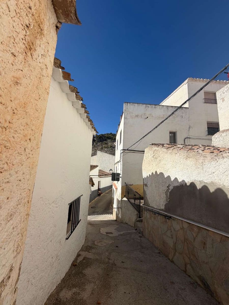 2 makuuhuone Omakotitalo myytävänä paikassa Velez-Blanco - 25 000 € (Ref: 10118805)