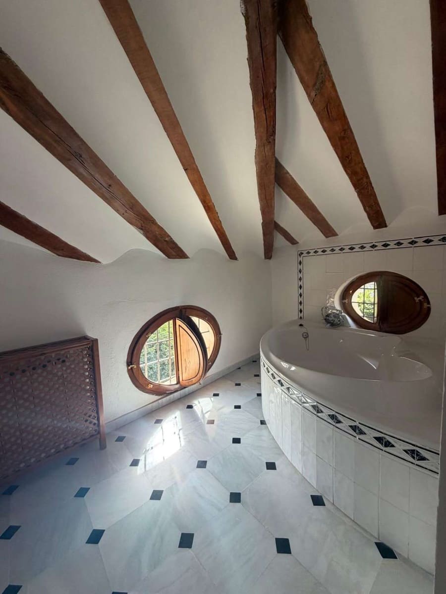 14 soveværelse Hotel til salg i Velez-Blanco - € 495.000 (Ref: 10161028)