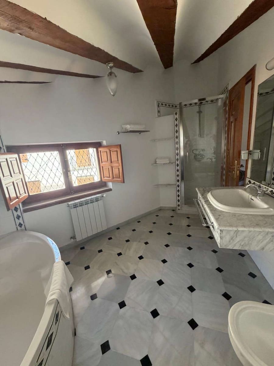 14 soveværelse Hotel til salg i Velez-Blanco - € 495.000 (Ref: 10161028)