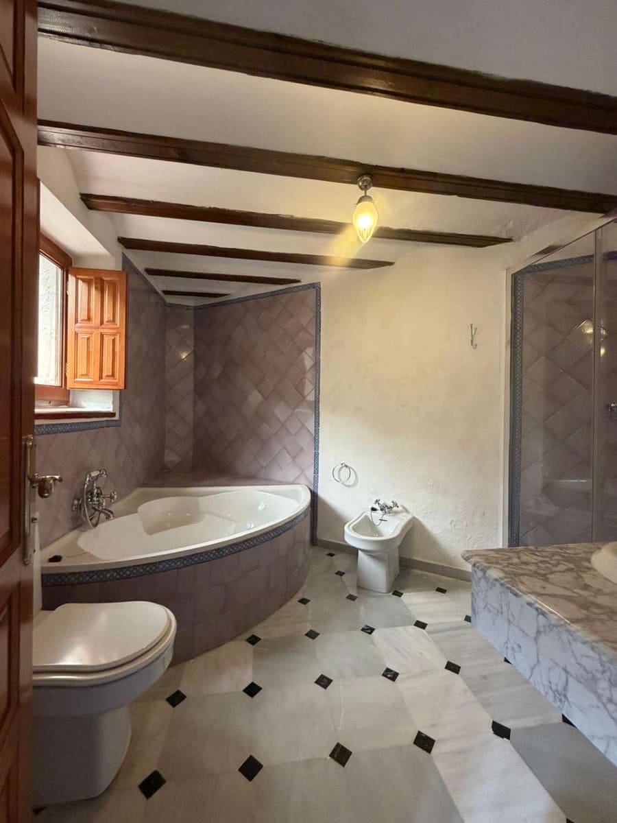 14 soveværelse Hotel til salg i Velez-Blanco - € 495.000 (Ref: 10161028)