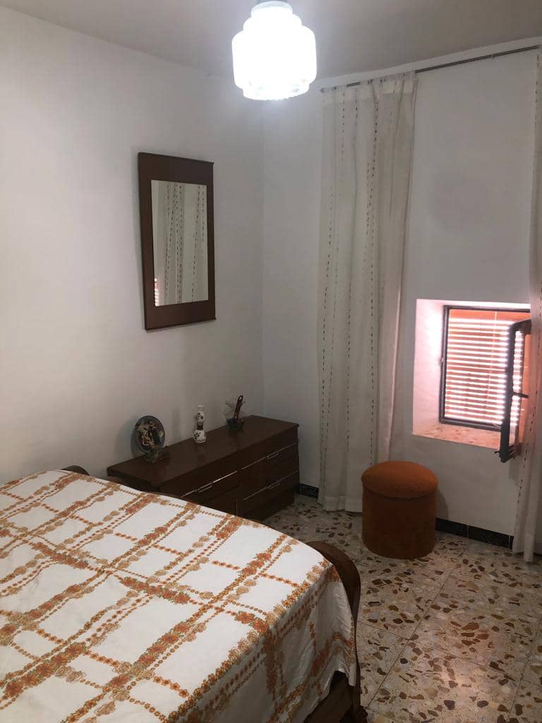 4 soveværelse Byhus til salg i Velez-Blanco - € 45.000 (Ref: 7868808)