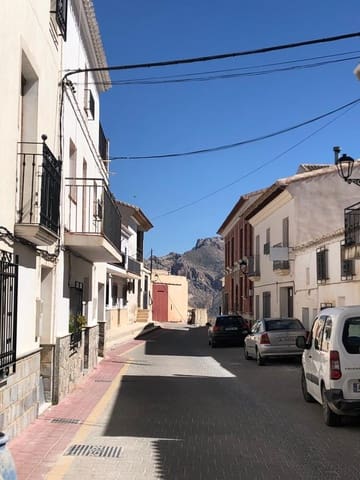 4 soveværelse Byhus til salg i Vélez-Blanco - € 45.000 (Ref: 7868808)