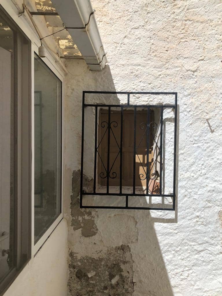 4 soveværelse Byhus til salg i Velez-Blanco - € 45.000 (Ref: 7868808)