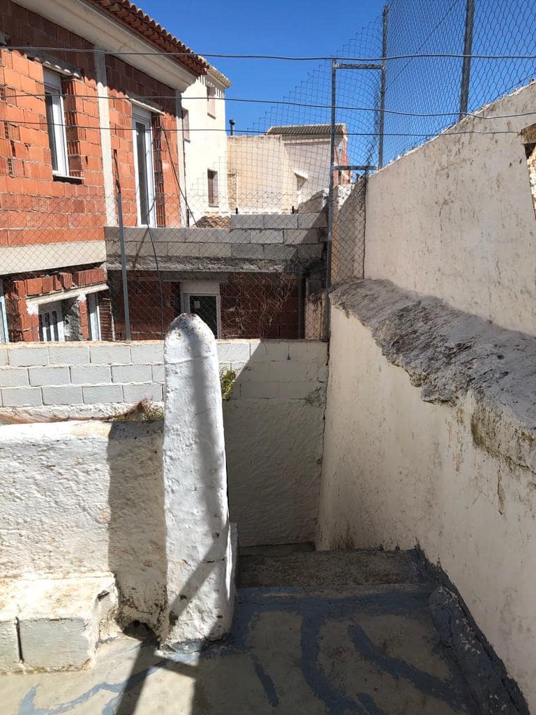 4 soveværelse Byhus til salg i Velez-Blanco - € 45.000 (Ref: 7868808)