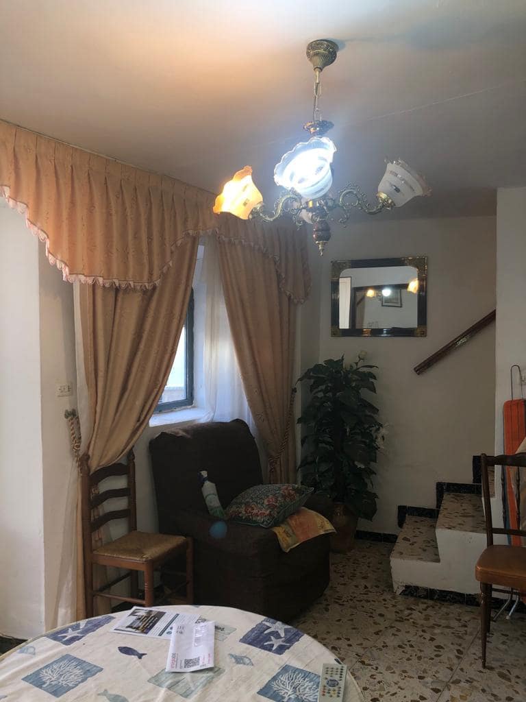 4 soveværelse Byhus til salg i Velez-Blanco - € 45.000 (Ref: 7868808)