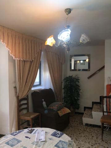 4 soveværelse Byhus til salg i Vélez-Blanco - € 45.000 (Ref: 7868808)