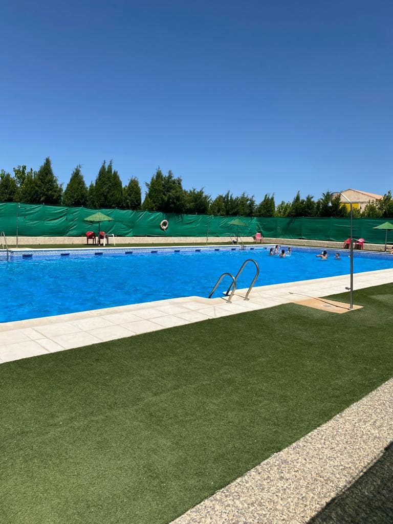 5 soveværelse Rækkehus til salg i Topares - € 42.000 (Ref: 7868812)