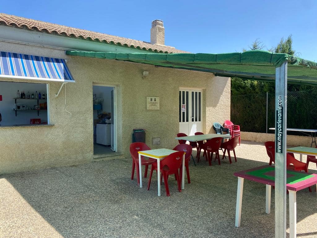 5 soveværelse Rækkehus til salg i Topares - € 42.000 (Ref: 7868812)