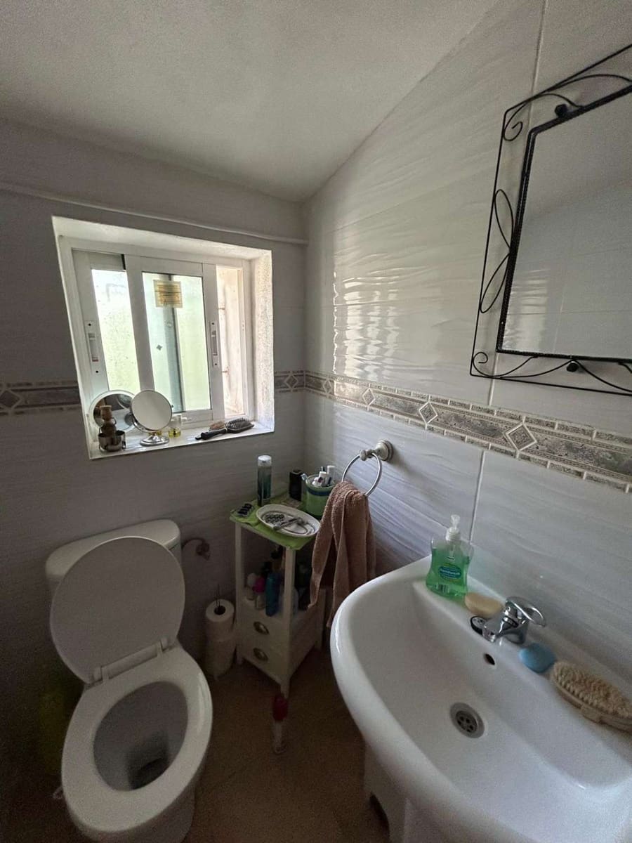 5 slaapkamer Huis te koop in Velez-Rubio - € 99.950 (Ref: 7868822)