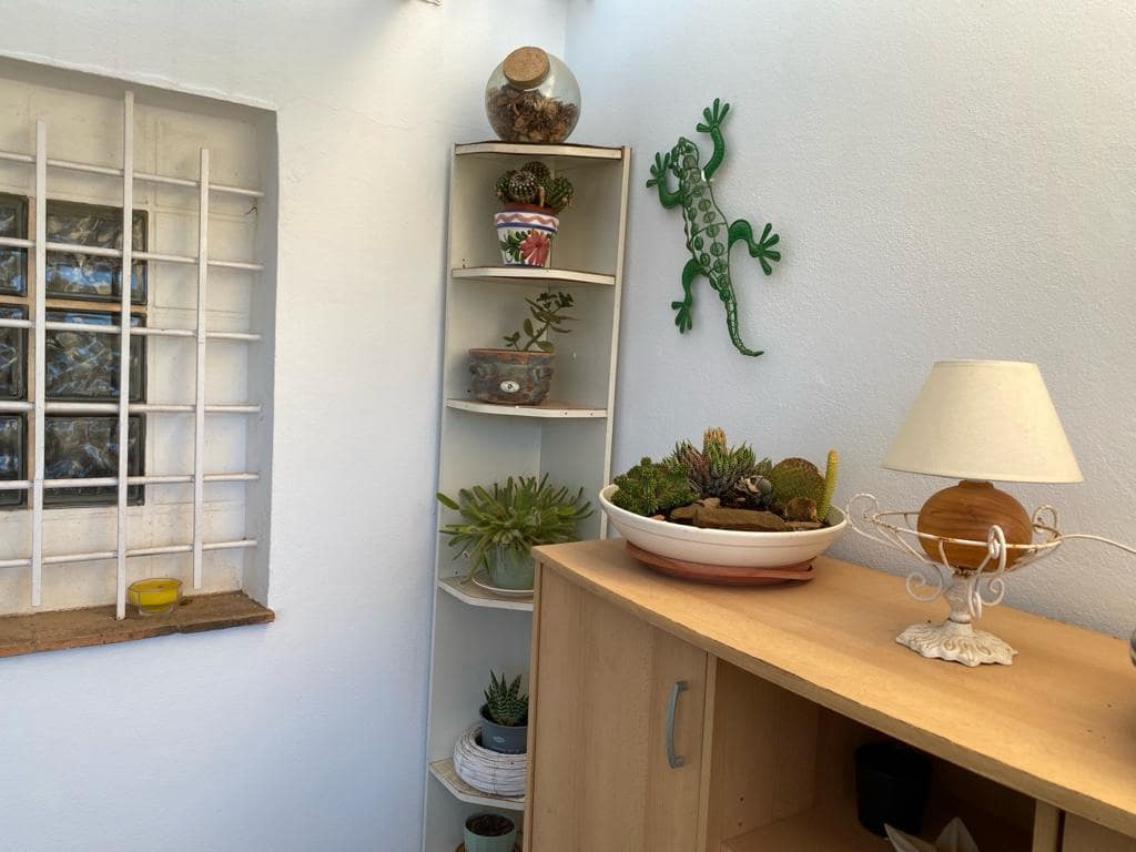 6 soveværelse Villa til salg i Sorbas med swimmingpool - € 199.995 (Ref: 7938171)