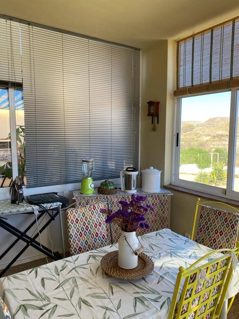 6 soveværelse Villa til salg i Sorbas med swimmingpool - € 199.995 (Ref: 7938171)