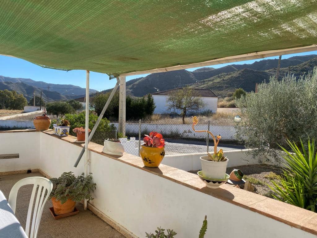 6 soveværelse Villa til salg i Sorbas med swimmingpool - € 199.995 (Ref: 7938171)