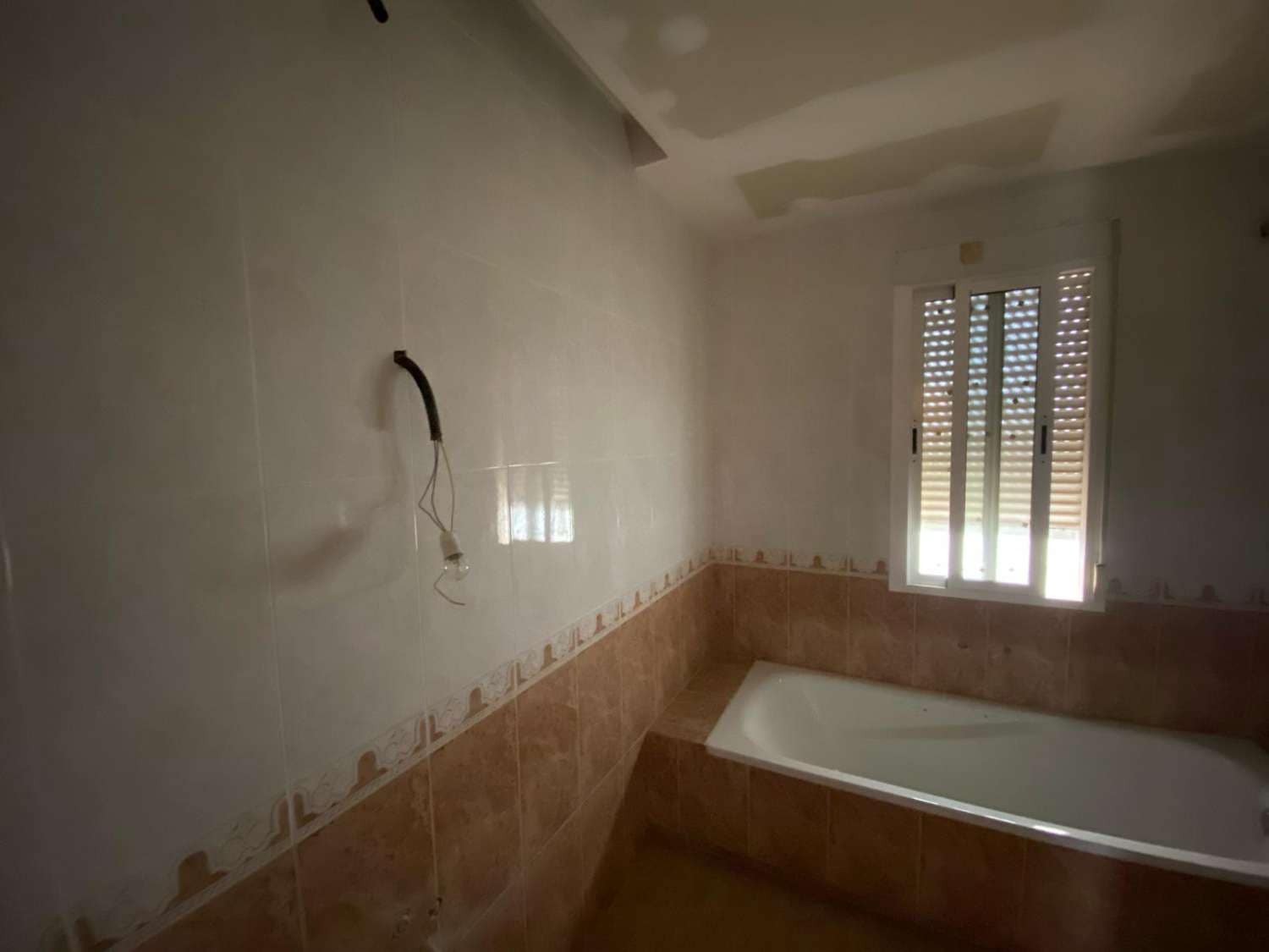 3 slaapkamer Appartement te koop in Velez-Rubio - € 85.000 (Ref: 8065621)