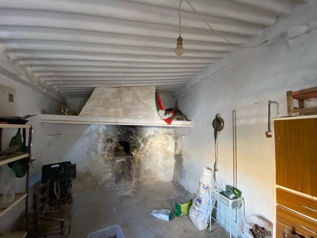 5 slaapkamer Finca/Landhuis te koop in Velez-Blanco - € 110.000 (Ref: 8068376)