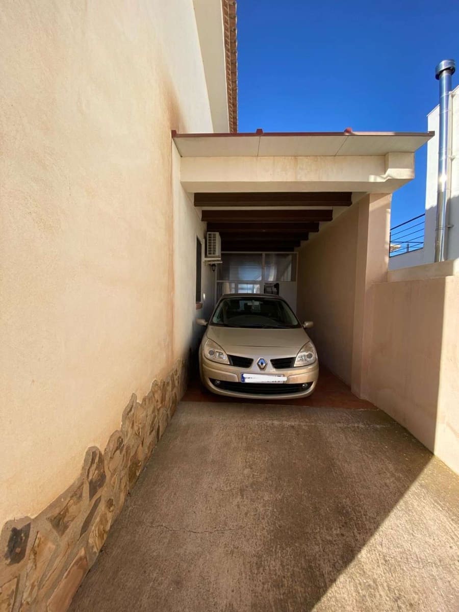 4 soverom Hus til salgs i Baza - € 208 000 (Ref: 8069861)