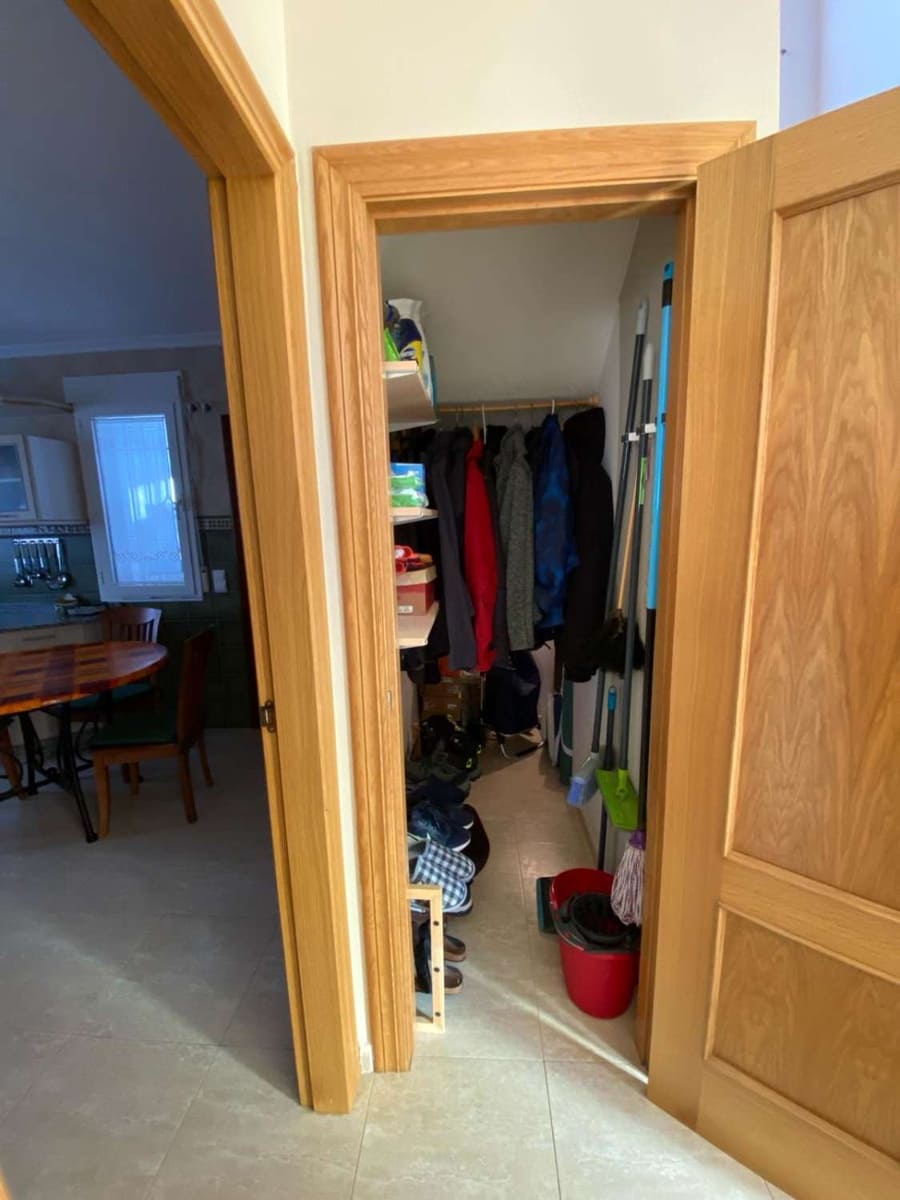 4 soverom Hus til salgs i Baza - € 208 000 (Ref: 8069861)