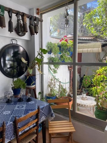 Casa de 5 habitaciones en Chirivel en venta - 97.000 € (Ref: 8070326)