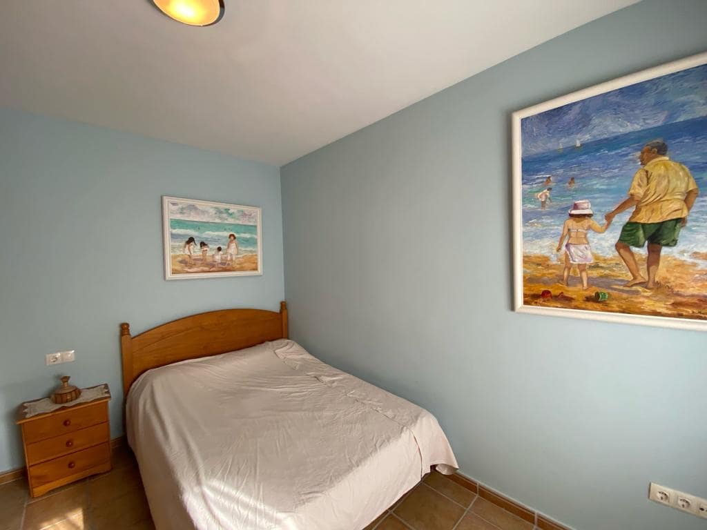 4 soveværelse Byhus til salg i Freila med garage - € 259.950 (Ref: 8070334)