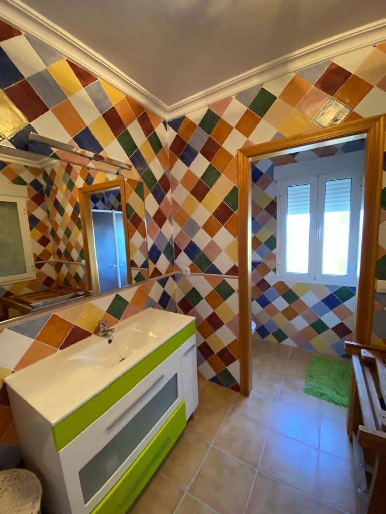 4 soveværelse Byhus til salg i Freila med garage - € 259.950 (Ref: 8070334)