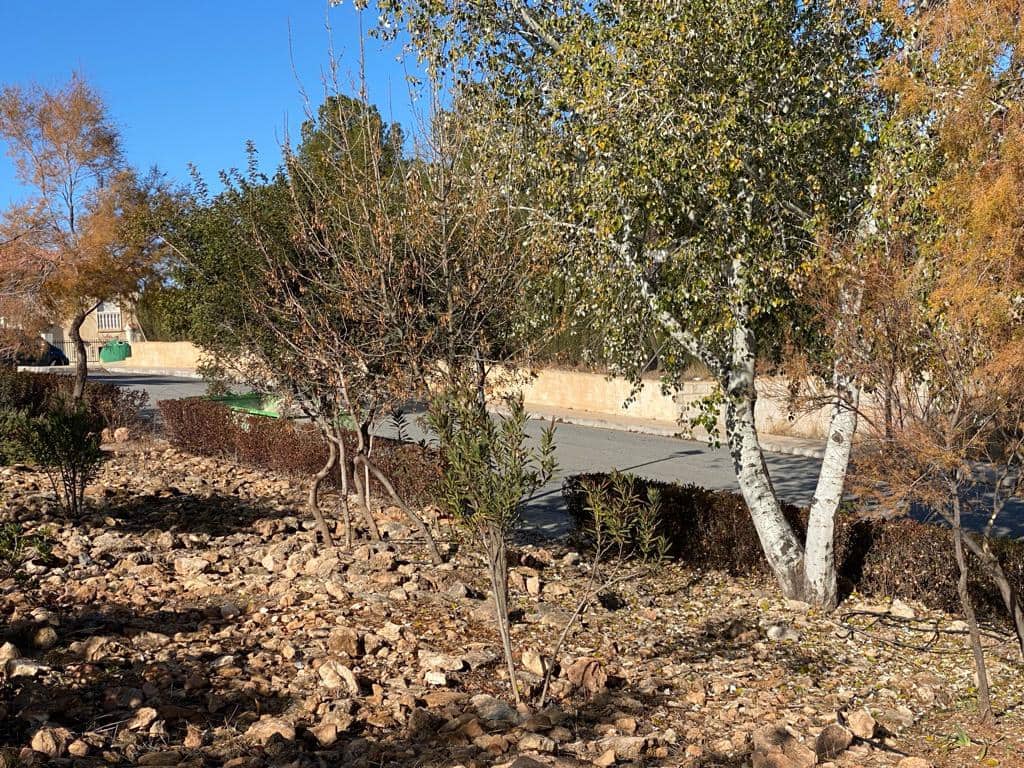 4 soveværelse Byhus til salg i Freila med garage - € 259.950 (Ref: 8070334)