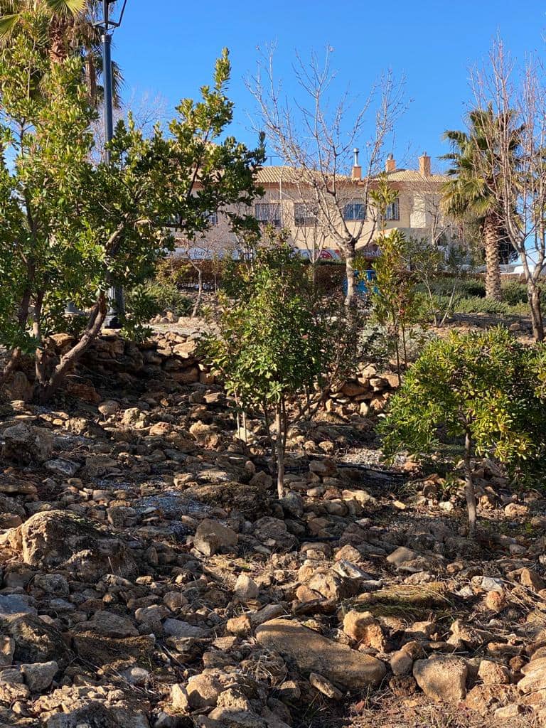 4 soveværelse Byhus til salg i Freila med garage - € 259.950 (Ref: 8070334)