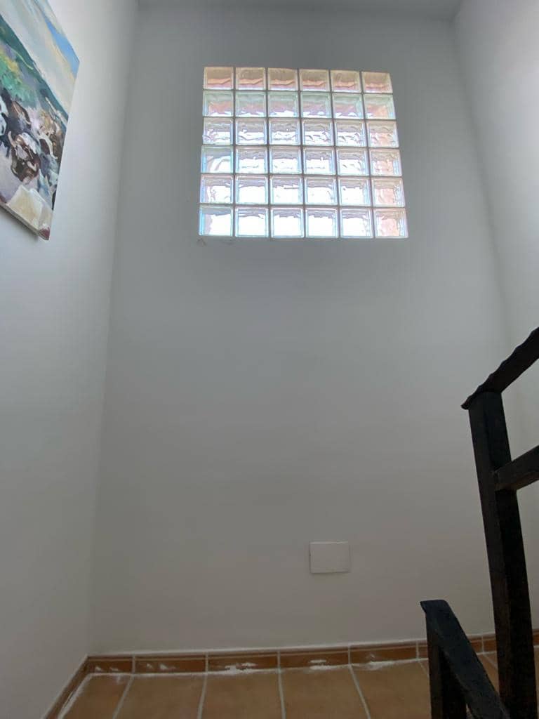 4 soveværelse Byhus til salg i Freila med garage - € 259.950 (Ref: 8070334)