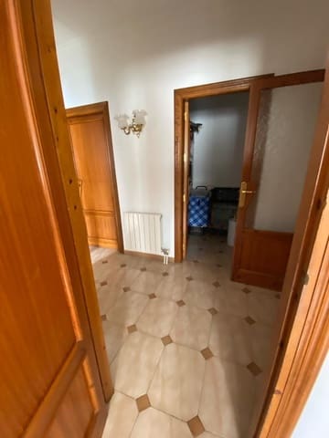 5 soveværelse Byhus til salg i Cúllar - € 250.000 (Ref: 8070335)