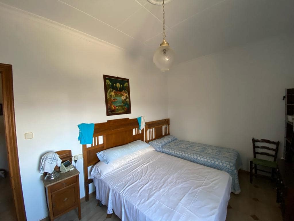 5 bedroom Townhouse for sale in Cullar - € 250,000 (Ref: 8070335)