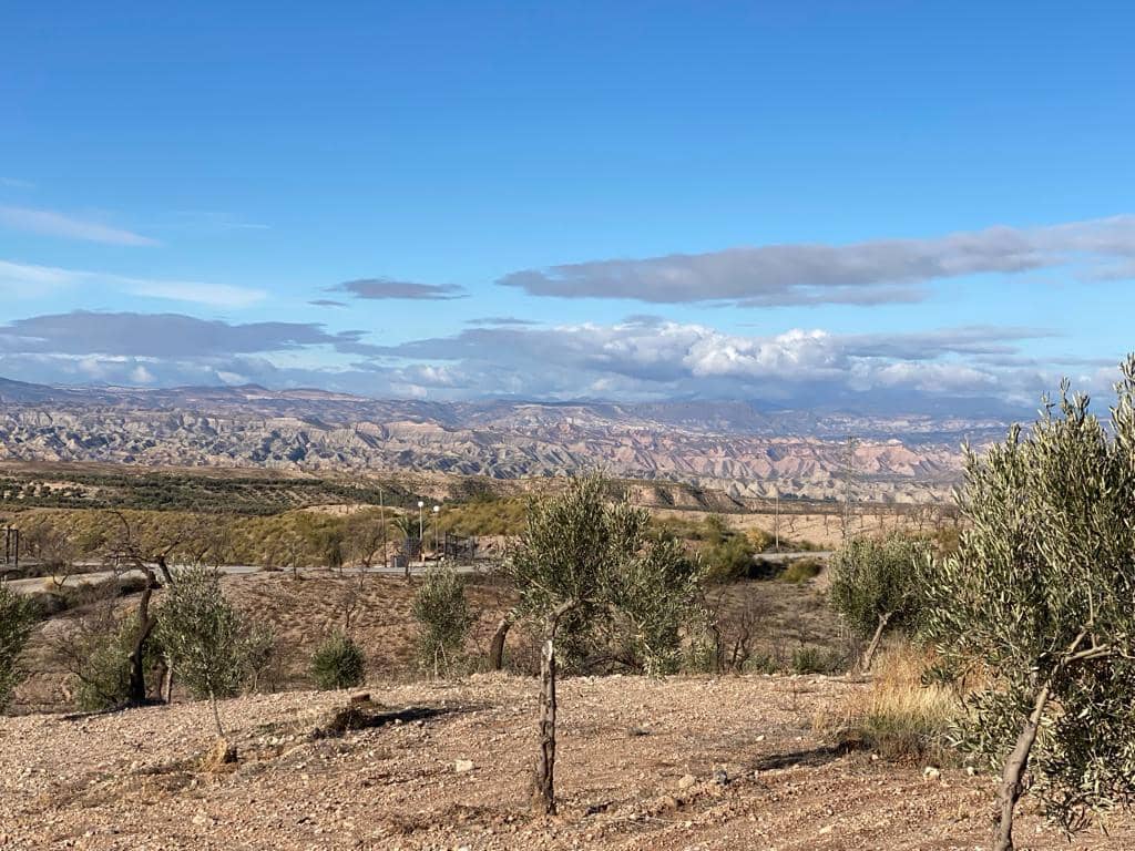 3 soveværelse Byhus til salg i Freila med garage - € 48.500 (Ref: 8079308)