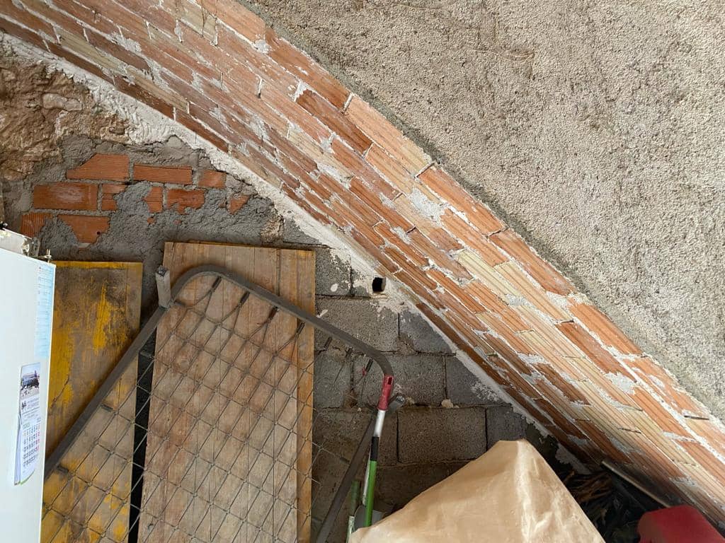 3 soveværelse Byhus til salg i Freila med garage - € 48.500 (Ref: 8079308)