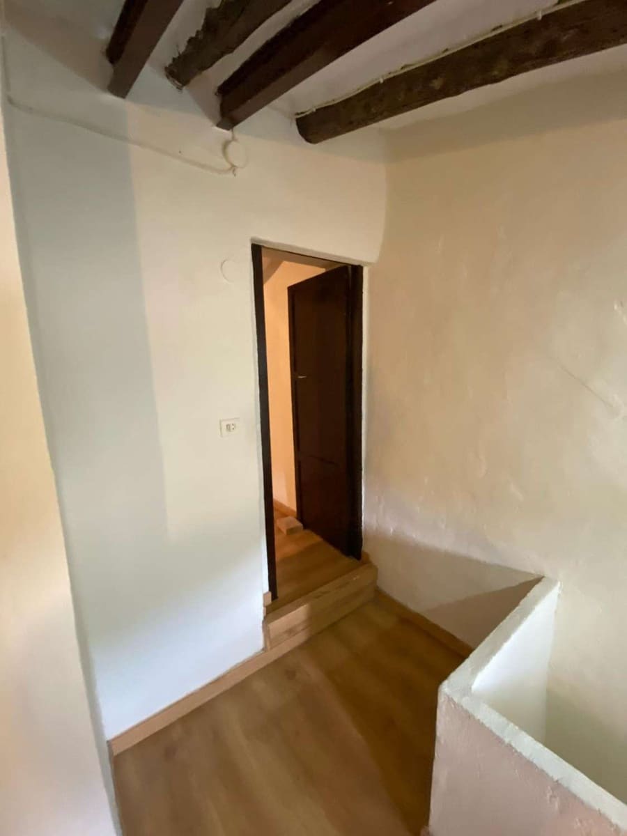 4 soverom Kjedet enebolig til salgs i Velez-Rubio - € 55 000 (Ref: 8090310)