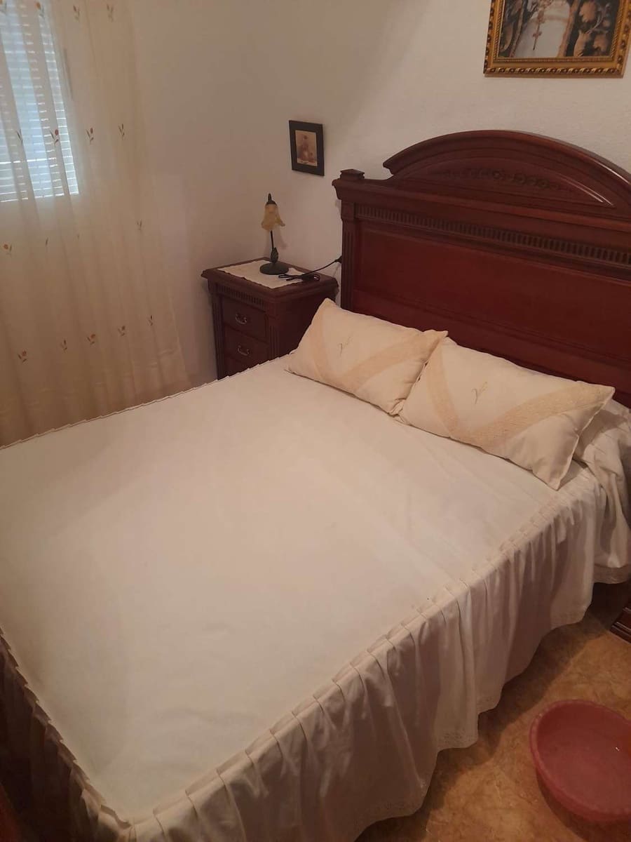 5 slaapkamer Rijtjeshuis te koop in Orce - € 64.000 (Ref: 8166827)