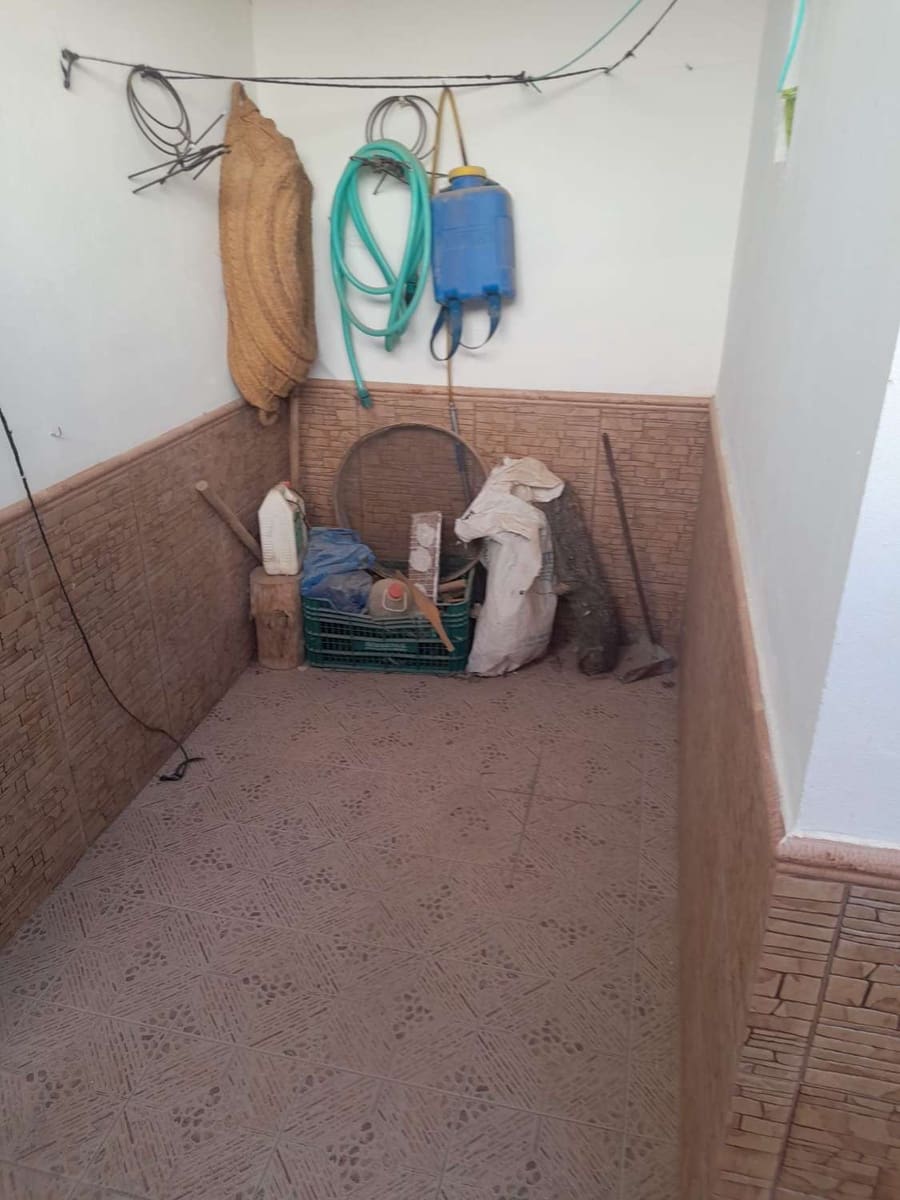 5 slaapkamer Rijtjeshuis te koop in Orce - € 64.000 (Ref: 8166827)