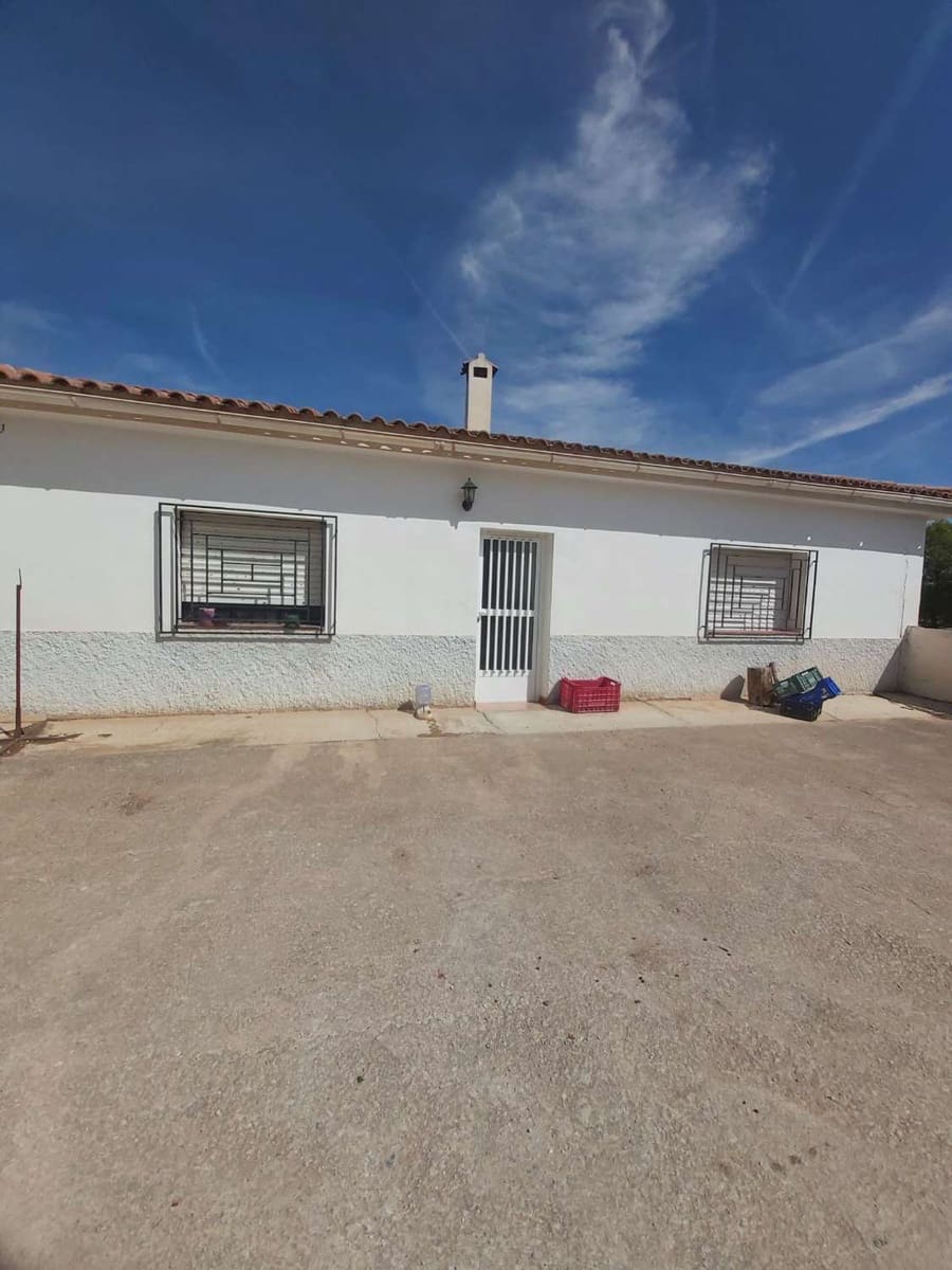 10 soverom Hus til salgs i Benamaurel med garasje - € 400 000 (Ref: 8210984)