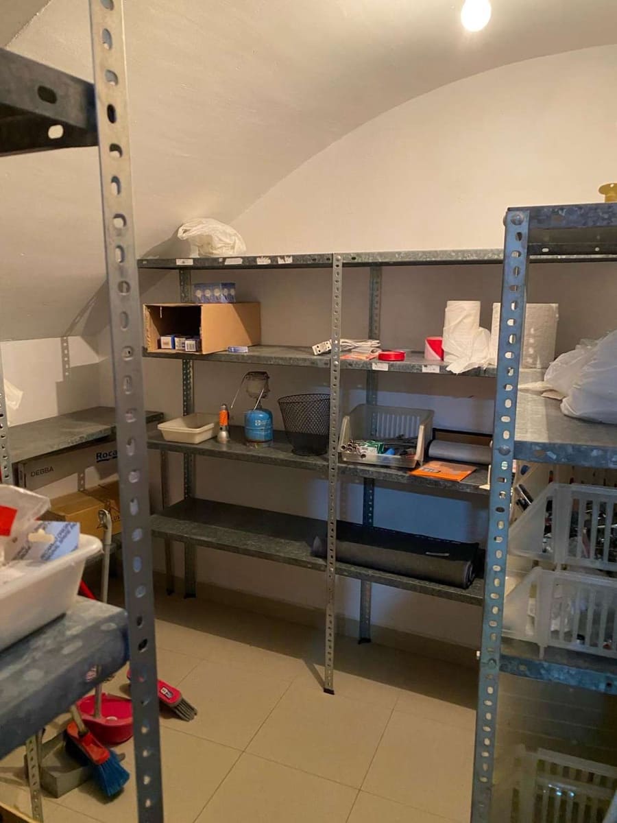 Erhverv til leje i Velez-Rubio - € 500 (Ref: 8210988)