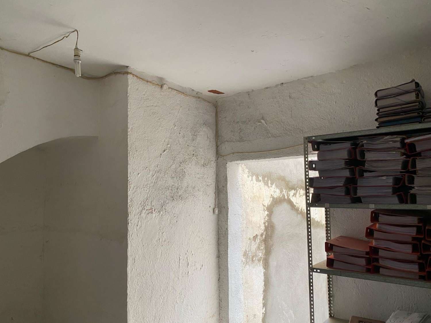 Erhverv til leje i Velez-Rubio - € 500 (Ref: 8210988)