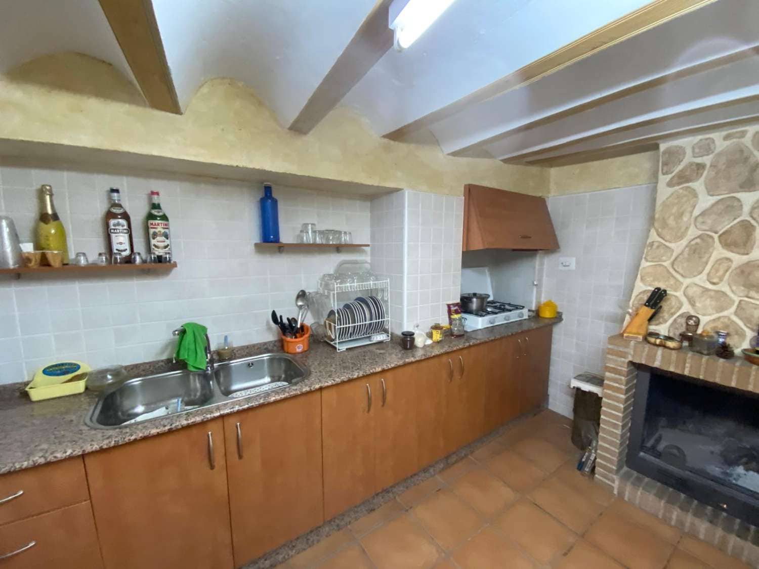 3 soveværelse Byhus til salg i Maria med garage - € 60.000 (Ref: 8406998)